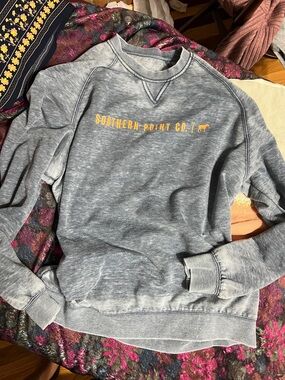 Southern Point Co. Men's Stonewash soft Gray Crew Sweatshirt Large